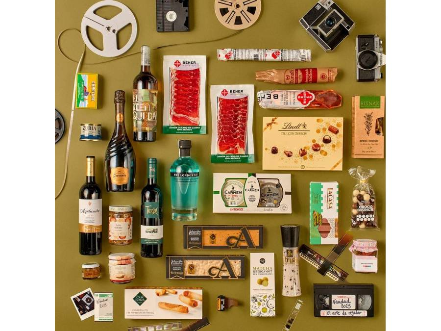 LOTE THE EXQUISITE BOX 322